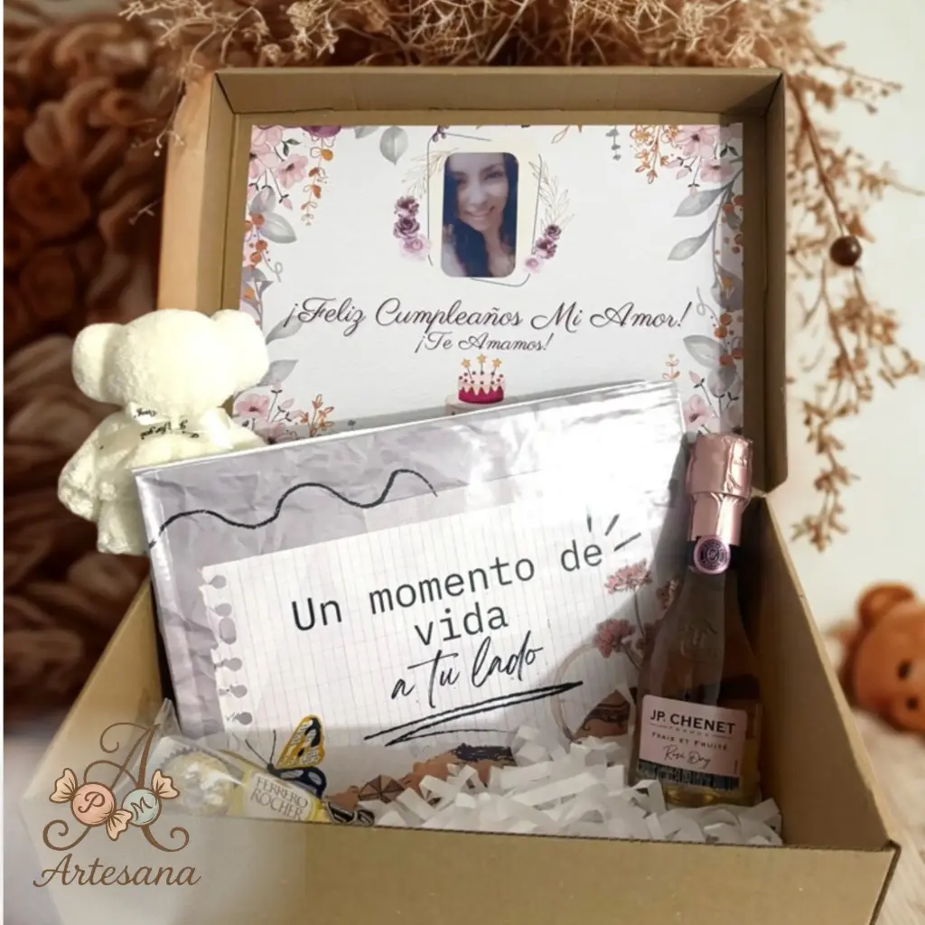 Álbum de Recuerdos con Detalles Dulces 📸🎀